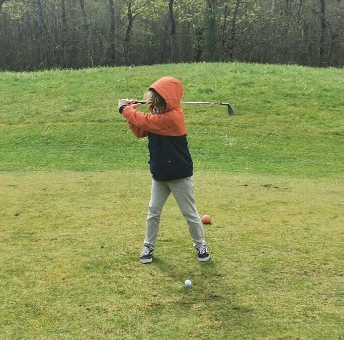 5 élèves participent au championnat de France UNSS de Golf du 5 au 8 juin 2023 à Moisson (78)