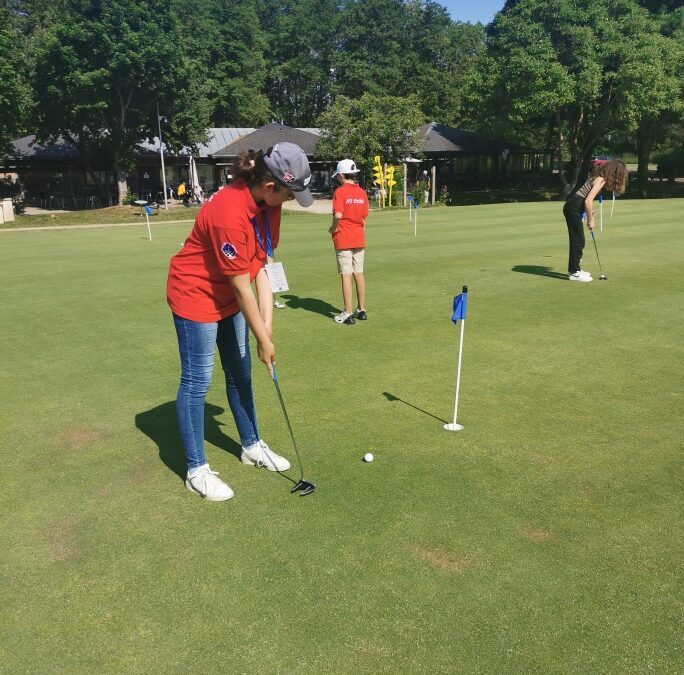 Nouvelles de notre équipe de golfeurs au championnat de France dans les Yvelines